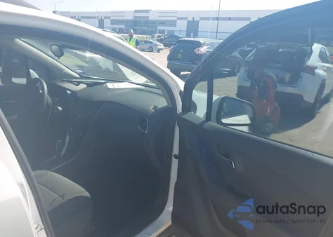 2020 Chevrolet Trax Fwd Lt из США, поврежденный, VIN 3GNCJLSB3LL223741